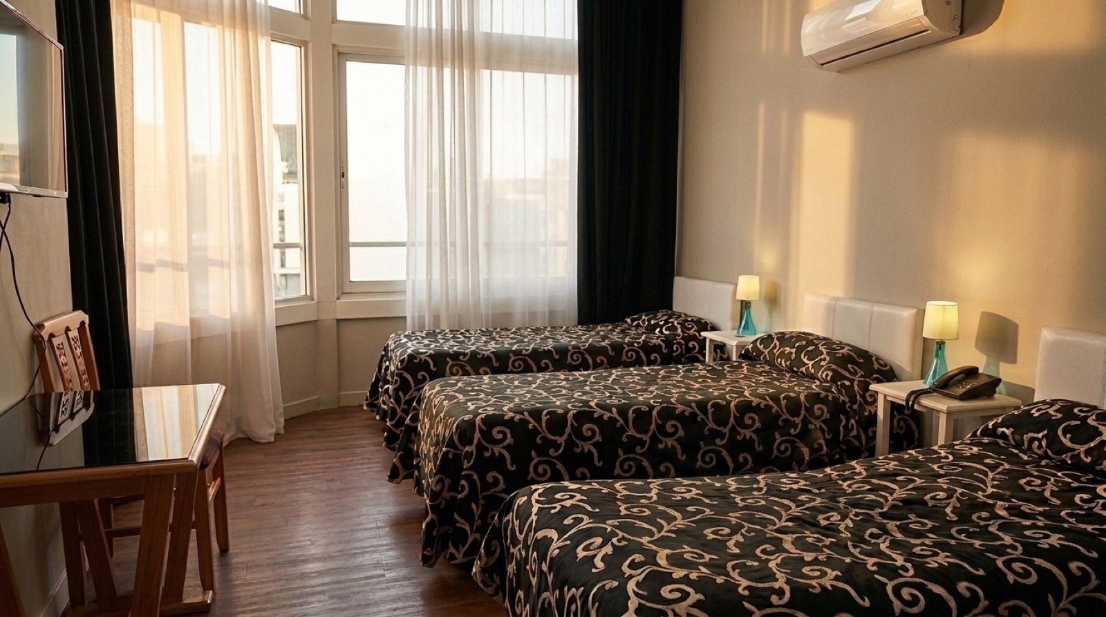 Habitación Triple del Grand Hotel Santa Teresita
